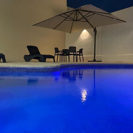 Hotel Ambra 신데 델 카르멘 외부 사진